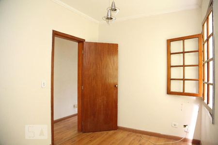 Casa para alugar com 300m², 4 quartos e 4 vagasSuíte 1