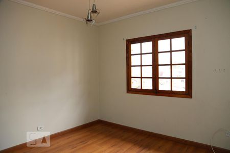 Casa para alugar com 300m², 4 quartos e 4 vagassuíte 2