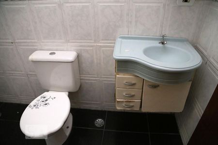 Casa para alugar com 300m², 4 quartos e 4 vagasBanheiro da Suíte 1