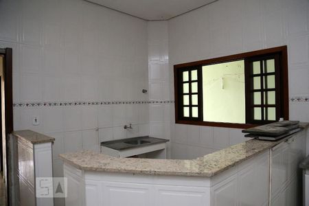 Casa para alugar com 300m², 4 quartos e 4 vagasCozinha