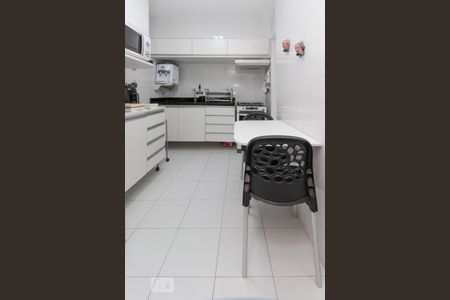 Apartamento à venda com 95m², 3 quartos e 1 vagaCozinha