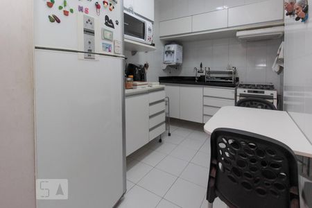 Apartamento à venda com 95m², 3 quartos e 1 vagaCozinha