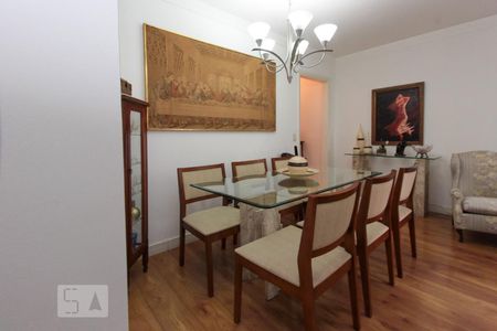 Apartamento à venda com 95m², 3 quartos e 1 vagaSala de jantar