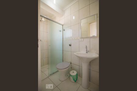 Banheiro  de kitnet/studio para alugar com 1 quarto, 34m² em Aclimação, São Paulo