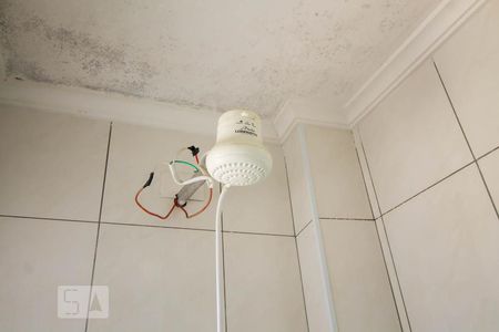 Banheiro  de kitnet/studio à venda com 1 quarto, 34m² em Aclimação, São Paulo