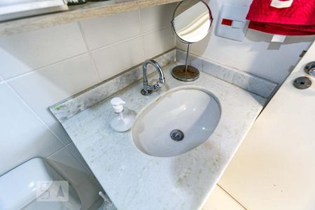 Apartamento à venda com 50m², 2 quartos e 1 vaga Apartamento à venda com 50m², 2 quartos e 1 vagaBanheiro