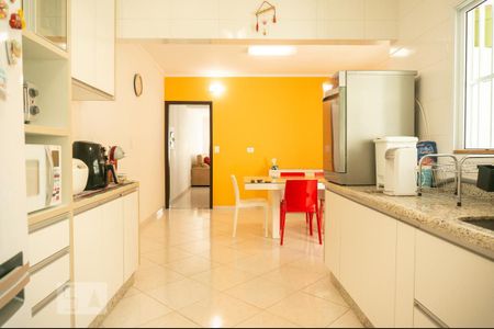 Casa à venda com 128m², 3 quartos e 3 vagasCozinha