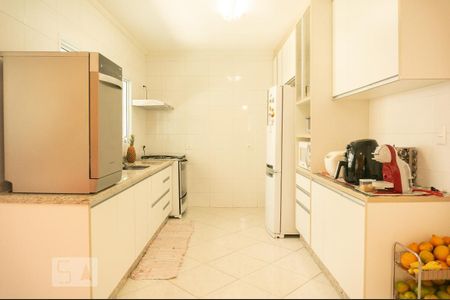 Casa à venda com 128m², 3 quartos e 3 vagasCozinha