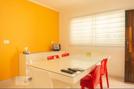 Casa à venda com 128m², 3 quartos e 3 vagasCopa