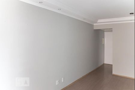 Sala de apartamento para alugar com 3 quartos, 64m² em Vila Marieta, São Paulo