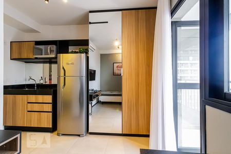 Studio para alugar com 21m², 1 quarto e sem vaga Studio para alugar com 21m², 1 quarto e sem vagaSala/Quarto