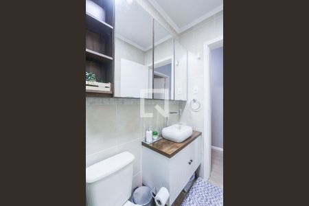 Banheiro de apartamento para alugar com 1 quarto, 50m² em Rio Branco, Porto Alegre