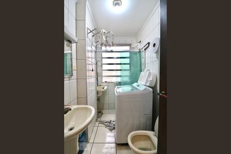 Apartamento para alugar com 60m², 1 quarto e sem vagaBanheiro