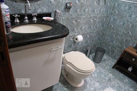 Casa à venda com 208m², 4 quartos e 3 vagasBanheiro