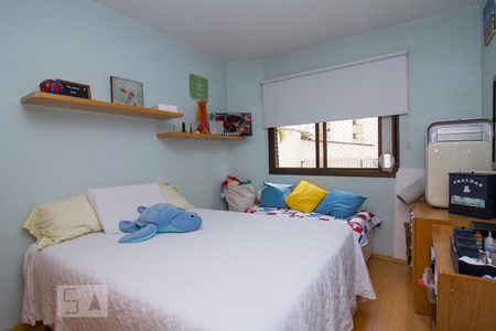 Apartamento à venda com 168m², 4 quartos e 3 vagasQuarto Suíte 2