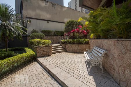 Apartamento à venda com 168m², 4 quartos e 3 vagasÁrea comum - Entrada