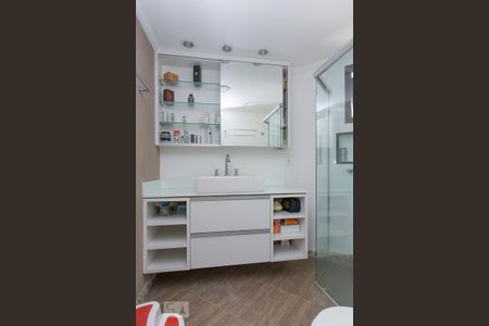 Apartamento à venda com 168m², 4 quartos e 3 vagasBanheiro da Suíte 4