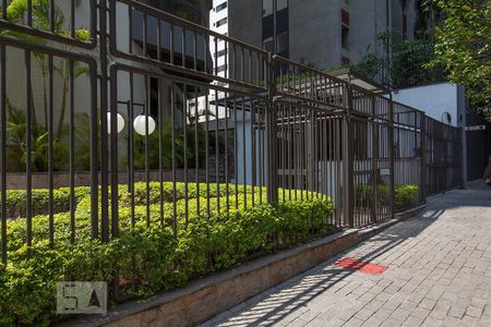 Apartamento à venda com 168m², 4 quartos e 3 vagasDetalhe fachada