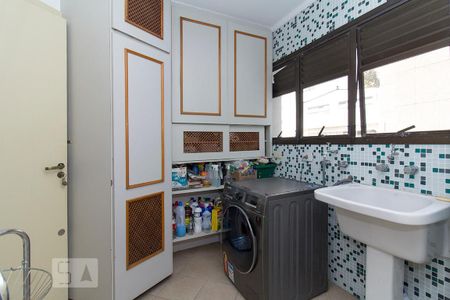 Apartamento à venda com 168m², 4 quartos e 3 vagasÁrea de Serviço - Armários