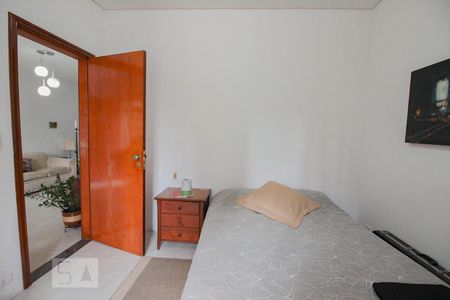 quarto 1 de casa à venda com 4 quartos, 300m² em Água Fria, São Paulo