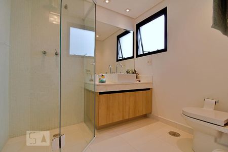 Apartamento à venda com 195m², 4 quartos e 4 vagasBanheiro da Suíte 3