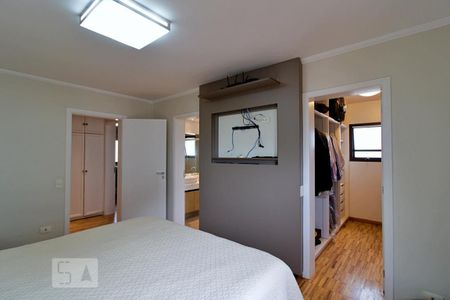 Apartamento à venda com 195m², 4 quartos e 4 vagasSuíte 1