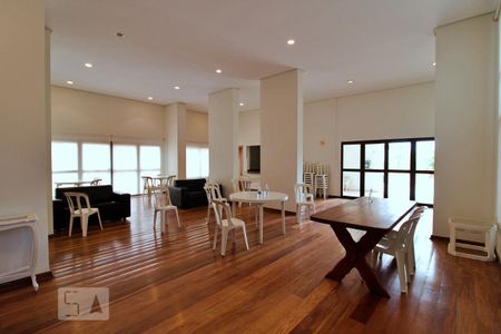 Apartamento à venda com 195m², 4 quartos e 4 vagasÁrea comum - Salão de festas