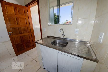 Cozinha de apartamento para alugar com 1 quarto, 65m² em São João do Rio Vermelho, Florianópolis