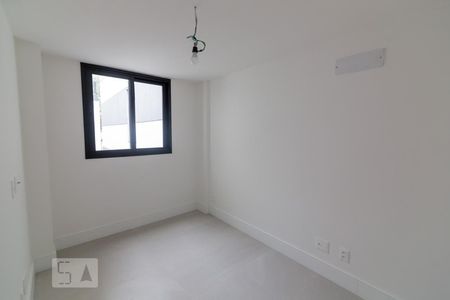 Apartamento à venda com 166m², 4 quartos e 2 vagasQuarto 1