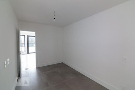 Apartamento à venda com 166m², 4 quartos e 2 vagasSuíte 2