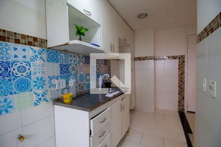 Apartamento para alugar com 54m², 2 quartos e sem vagaCozinha e Área de Serviço
