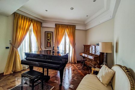 Sala de casa de condomínio à venda com 4 quartos, 870m² em Jardim Viana, São Paulo
