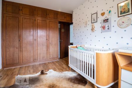 Casa à venda com 230m², 4 quartos e 2 vagasQuarto 3