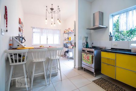 Casa à venda com 230m², 4 quartos e 2 vagasCozinha