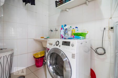 Casa à venda com 230m², 4 quartos e 2 vagasLavanderia