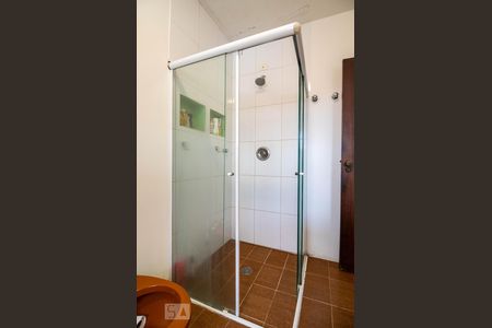 Casa à venda com 230m², 4 quartos e 2 vagasBanheiro da Suíte 1