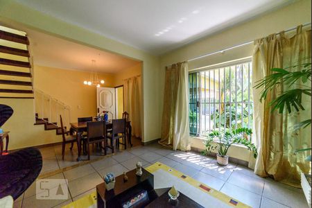 Sala de Estar de casa à venda com 3 quartos, 198m² em Rudge Ramos, São Bernardo do Campo