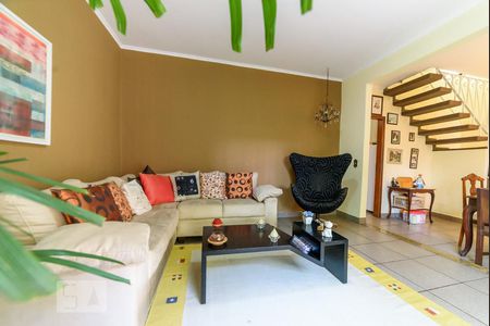 Sala de Estar de casa à venda com 3 quartos, 198m² em Rudge Ramos, São Bernardo do Campo