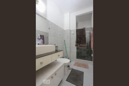Banheiro Social de apartamento à venda com 1 quarto, 40m² em Estácio, Rio de Janeiro