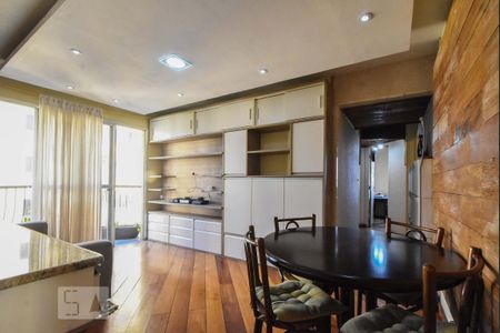 Sala de apartamento para alugar com 3 quartos, 57m² em Vila das Belezas, São Paulo