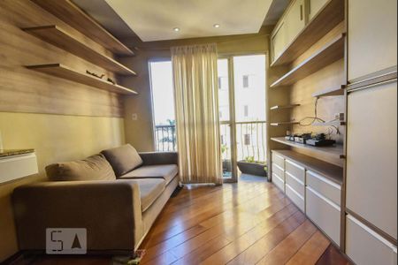 Sala de Estar de apartamento para alugar com 3 quartos, 57m² em Vila das Belezas, São Paulo