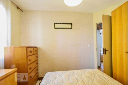 Apartamento para alugar com 57m², 3 quartos e 1 vagaQuarto 01