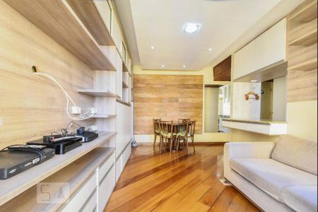 Apartamento para alugar com 57m², 3 quartos e 1 vagaSala