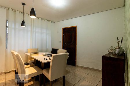 Sala  de casa para alugar com 2 quartos, 160m² em Vila Paranagua, São Paulo