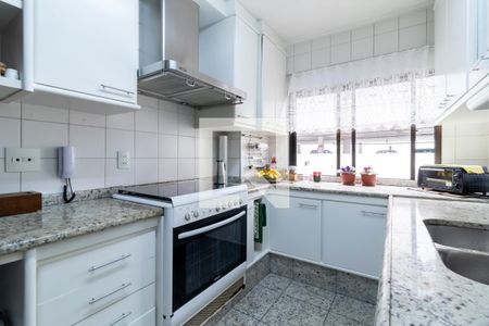 Apartamento à venda com 185m², 3 quartos e 3 vagasCozinha