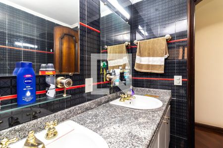 Apartamento à venda com 185m², 3 quartos e 3 vagasBanheiro da Suíte Master