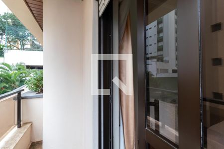 Apartamento à venda com 185m², 3 quartos e 3 vagasVaranda da Suíte Master