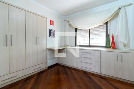 Apartamento à venda com 185m², 3 quartos e 3 vagasSuíte 2