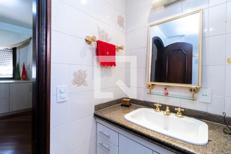 Apartamento à venda com 185m², 3 quartos e 3 vagasBanheiro da Suíte 2