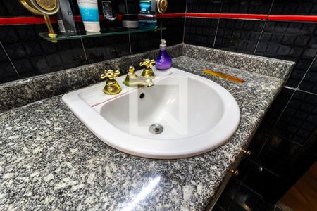 Apartamento à venda com 185m², 3 quartos e 3 vagasBanheiro da Suíte Master